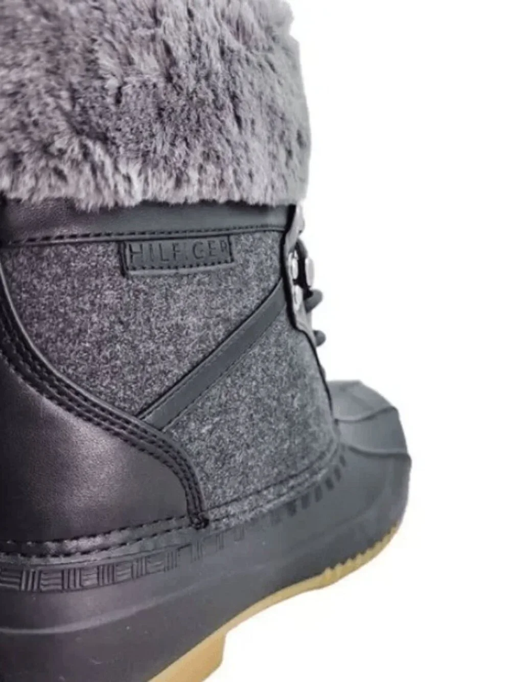 Tommy Hilfiger Women's Rian 2 Black Faux Fur Winter Boots Signature Size 10M